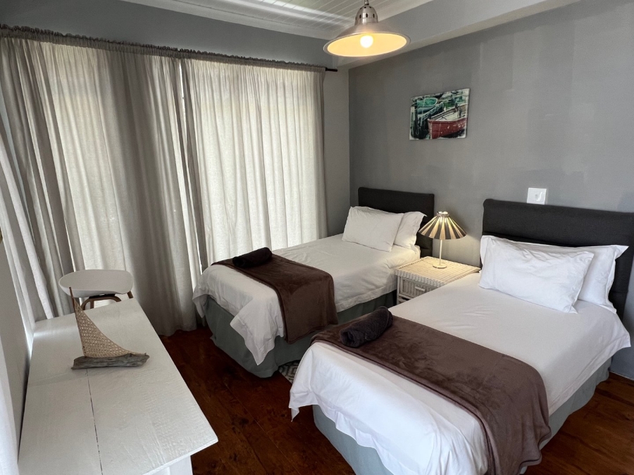 4 Bedroom Property for Sale in Keurboomstrand Western Cape